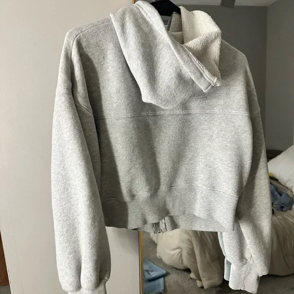 Aerie Light Gray Cozy cropped Zip-Up Hoodie - Picture 2 of 4